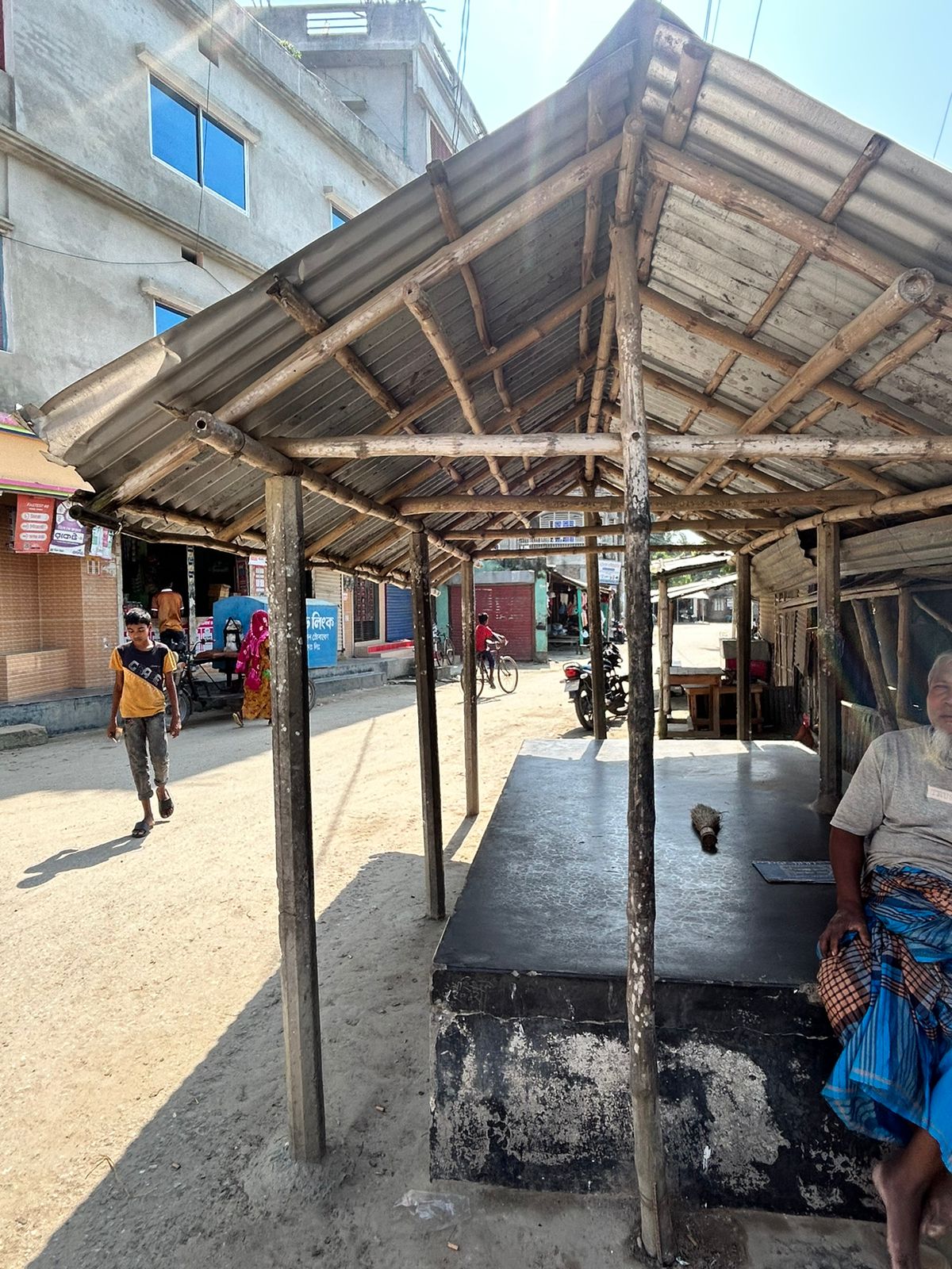 Shyampur Union Temporary Hut Space